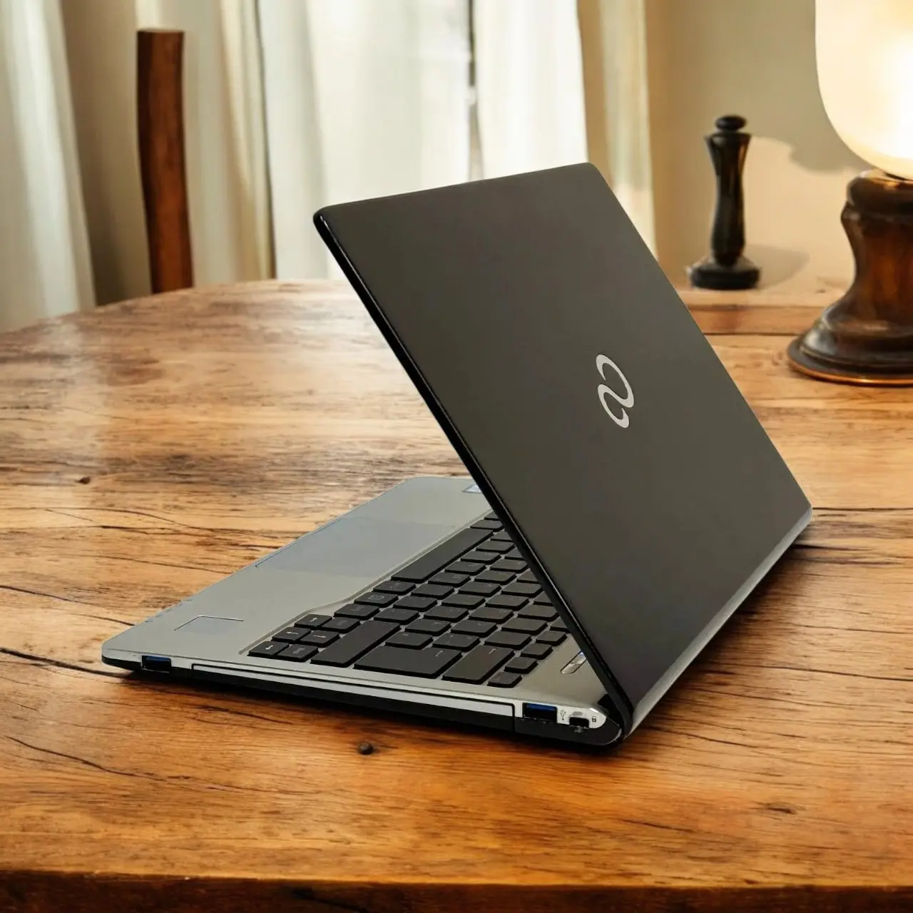 Windowsノート本体 FUJITSU S936 Core i5 6300U/12GB/SSD512G Fujitsu Lifebook S936 - Notebookcheck Reviews Collection