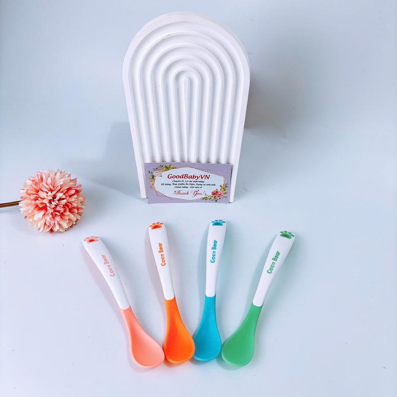 Thìa báo nóng Coco Bear ăn dặm cho bé từ 5m+ Kèm hộp Goodbabyvn