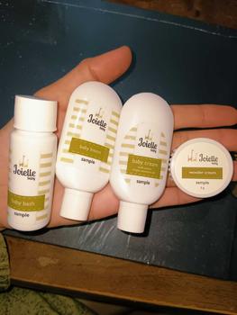 Product Review of Joielle Extra Virgin Coconut Oil (VCO) Set Special Edition + Wonder Cream from A**s D**l 0