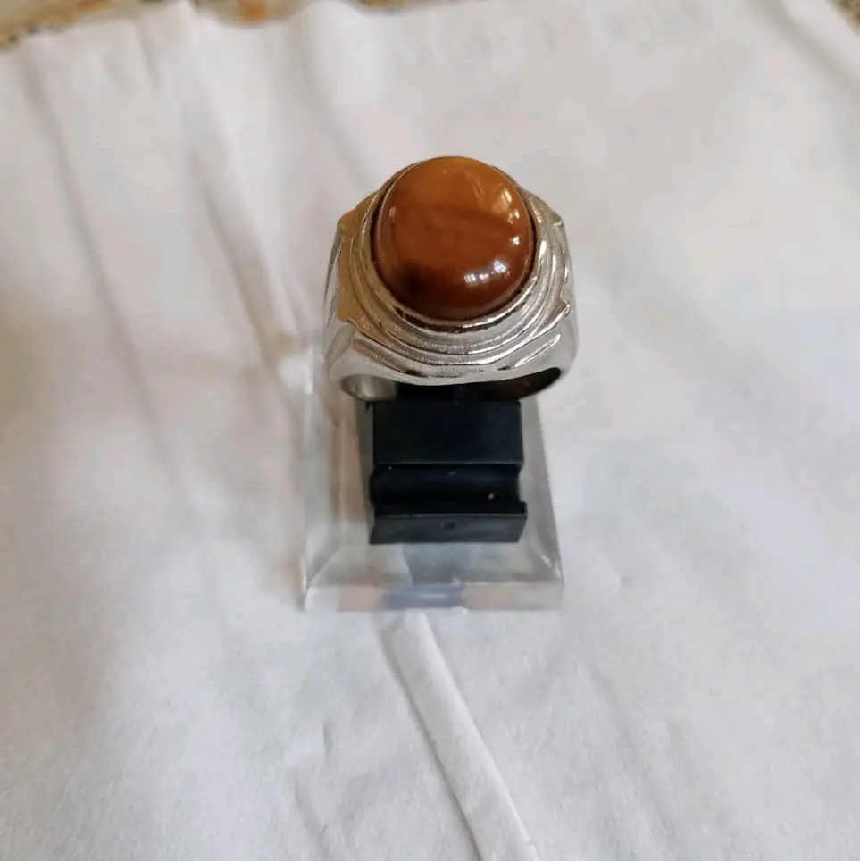 etnik asesoris cincin tiger eye