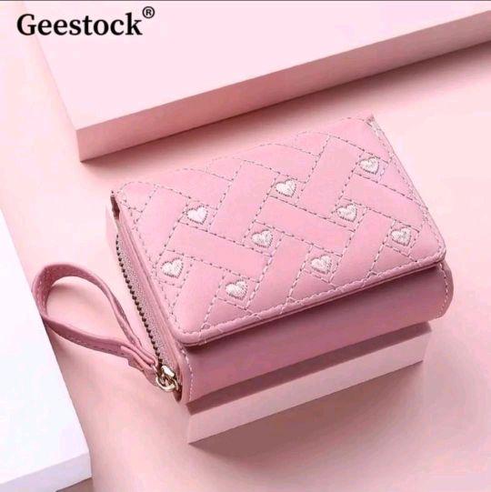 Dompet Mini Aurora Impor untuk Wanita dengan 5 Slot Kartu Tempat Uang Kertas Koin Desain Elegan Praktis dan Fungsional dari Kulit Sintetis Tahan Lama Dompet Mini Aurora Impor untuk Wanita dengan 5 Slot Kartu Tempat Uang Kertas Koin Desain Elegan Praktis dan Fungsional dari Kulit Sintetis Tahan Lama