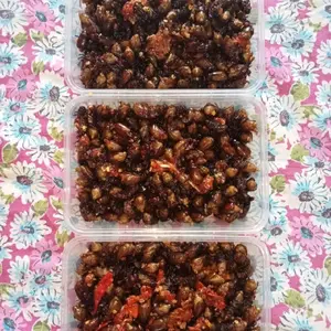putul goreng camilan berprotein tinggi bisa juga untuk lauk rasa pedas gurih atau pedas manis bisa request rasa saat order cantumkan catatan