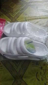 Product Review of Cososisi Sandal Pria Baru Sandal Pasangan Pantai Selebriti Sol Tebal ukuran: 30-44 from k**q 0