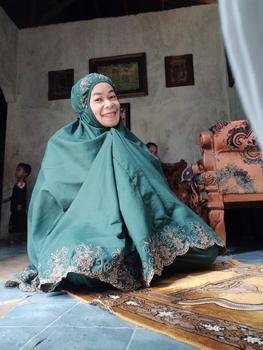 Product Review of Mukna Dewasa Siti Aisyah Dengan Bahan katun  Bordir from F**a W**i 0