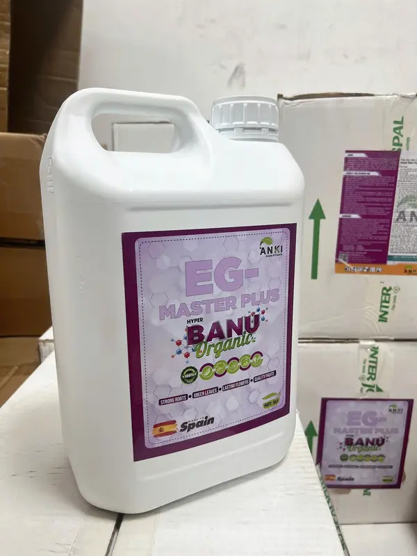 Can phân bón hữu cơ Hyper BANU Organic 5 Lít rong tảo biển (nguyên đai nguyên kiện) nhập khẩu Châu Âu 1