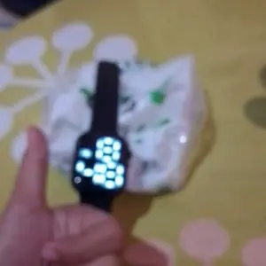 (JT15) Jam Tangan Digital LED Jam Tangan Fashion Anak-anak Pria Wanita Jam Tangan Karet
