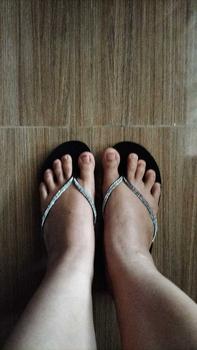 Product Review of Ando Sandal Wedges Jepit Wanita - Ando Nice Blink Hitam from A**e 1