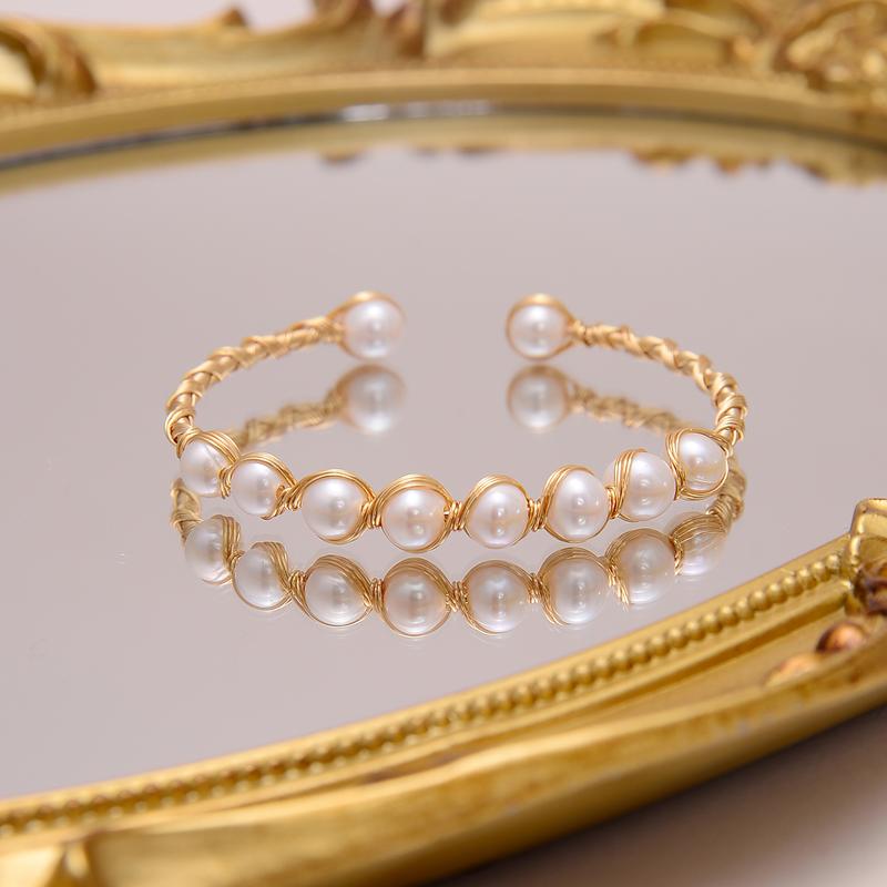 Product Introduction of CloudjewelryGlobal Fresh Water Pearl Bead Bracelet Jewelry Tiny Gold Wire Twined With Pearl Open Cuff Bangle Bracelet Come With Gift Box 2