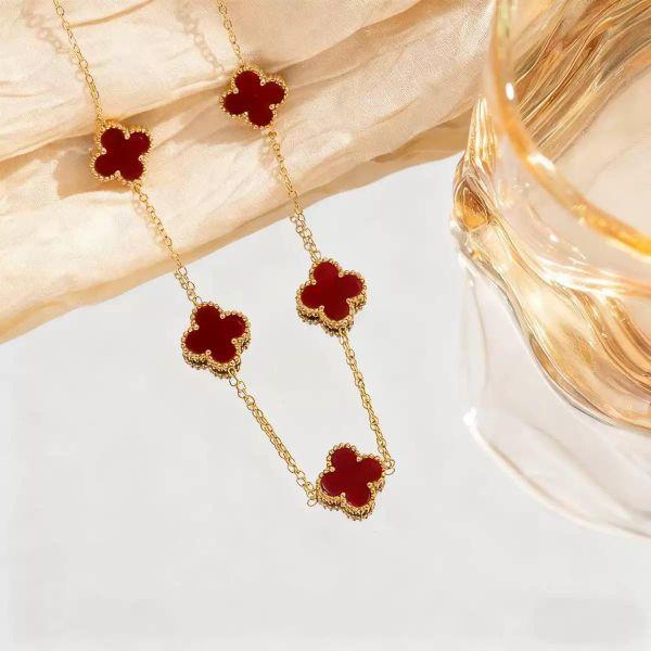 Kalung Wanita Titanium Motif Bunga Anti Karat Dengan Pilihan Warna Cantik Dan Desain Elegan