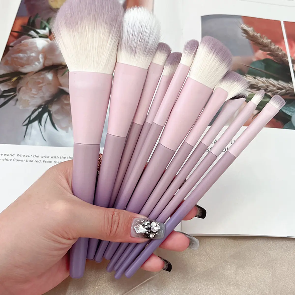 14/10Pcs Professional Makeup Brush Set Soft Hghlight Powder Brush Eye Shadow Eyebrow Makeup Brush Beginner Makeup Tools
