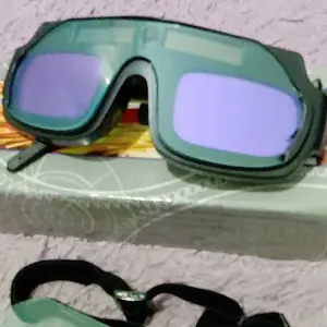 【COD】1PCS Kacamata Las Otomatis Kacamata Welding Glasses Auto Darkness Kacamata Tukang Las Anti Silau Solar Kacamata Las Untuk