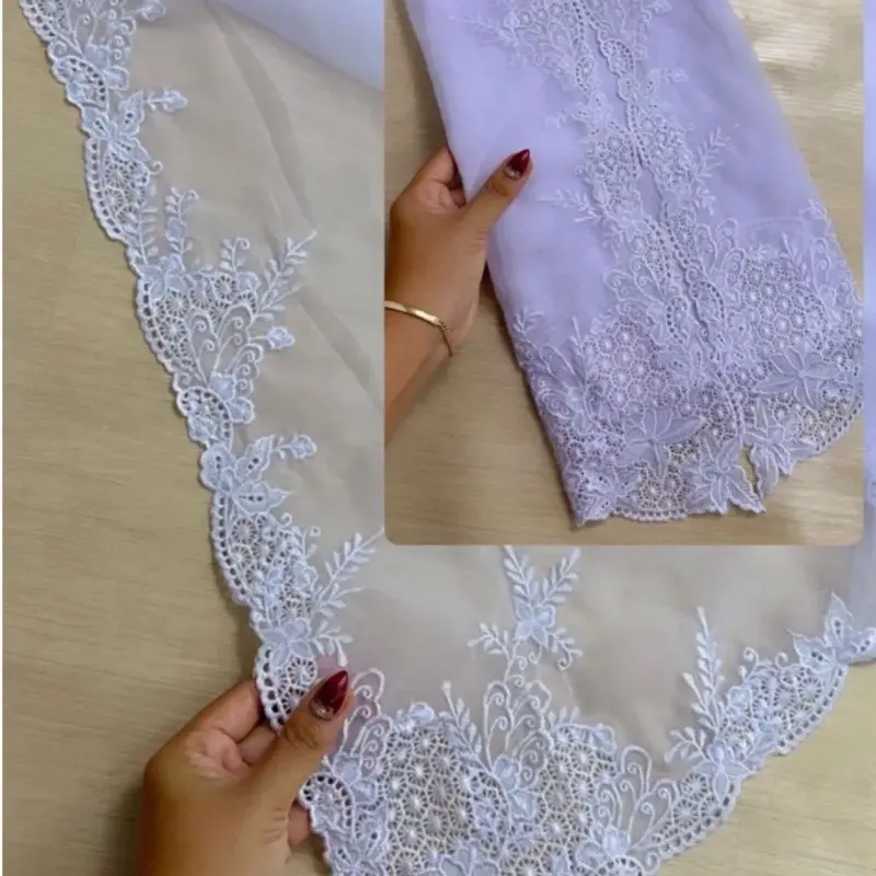 Kain Kebaya Bordir Babydol Putih Motif Jasmine untuk Pakaian Elegan dan Menarik
