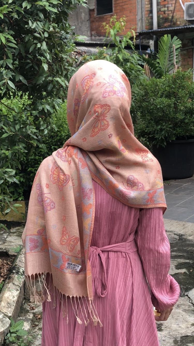 Product Introduction of Hijab Pashmina Cashmere motif Butterfly 10