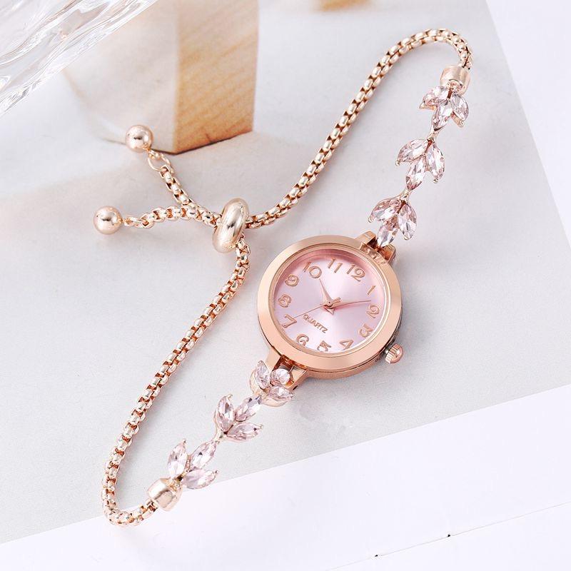 Jam Tangan Serut Wanita Mewah Simple Elegan Model Bulat Rantai Bunga quartz stainless jarum watches 1