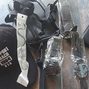 Promo Spesial Kombo Terkeren Jam Tangan Pria/Jam Tangan Analog 7in1 Beli Jam Tangan Gratis Topi,Tas Selempang,Kalung Titanium,Ikat Pinggang Kanvas Dan Dompet Watches Elegan Stopwatch Hadiah Kulit