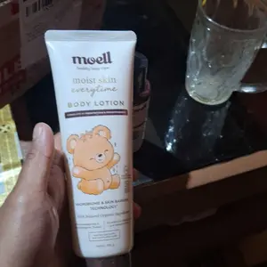 Moell Bundling Body Lotion & Face Cream - Daily Moisture Lotion - Melembapkan,Melindungi & Memperkuat SkinBarrier - Pilihan Ibu Hamil & Menyusui - Formulasi Dokter