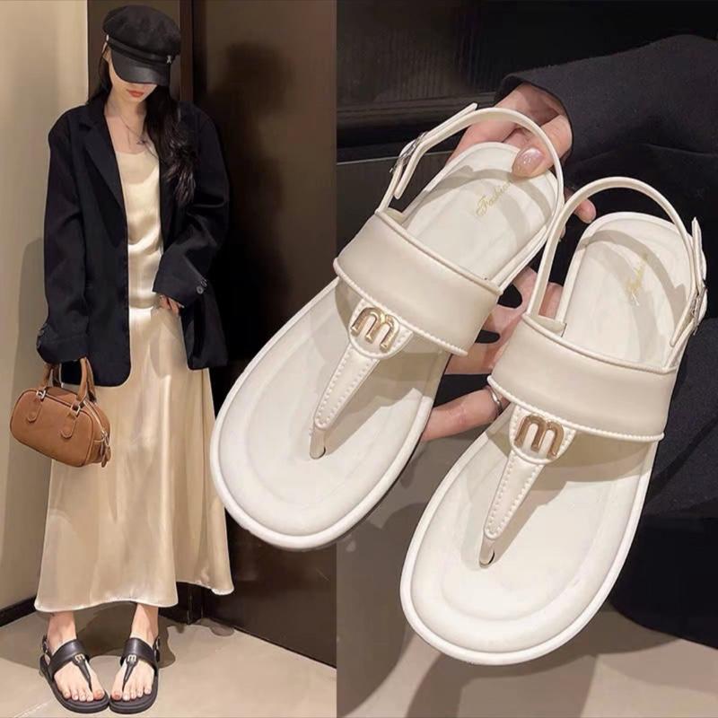 Sandal nữ thiết kế thanh lịch, họa tiết chữ M sang chảnh, phù hợp đi học , đi…