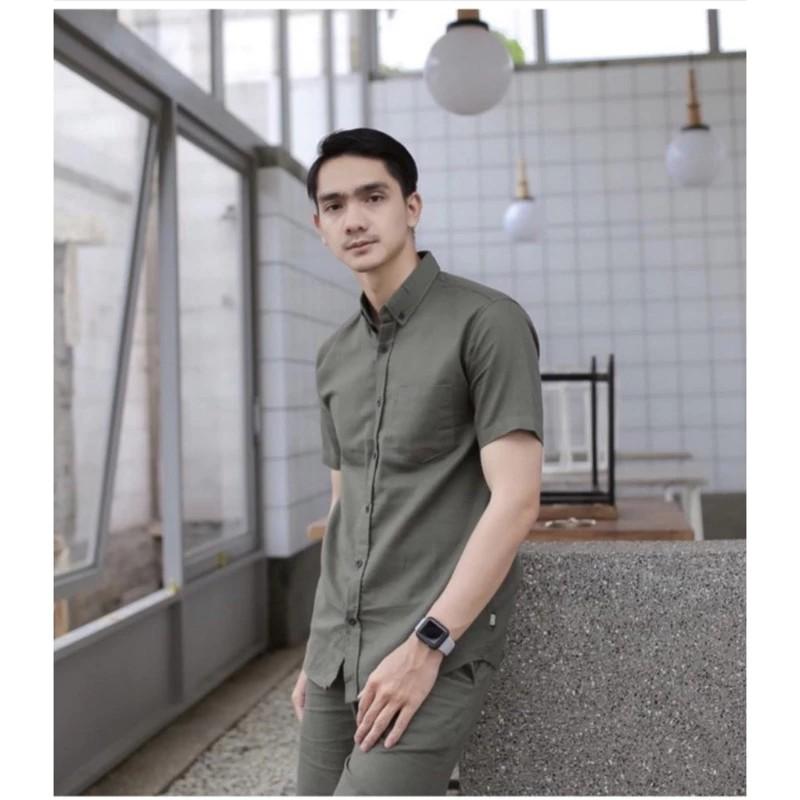 Product Introduction of kemeja pria lengan pendek 100ribu 5pcs kemeja polos lengan pendek dewasa slimfit Katun Casual unisex 12