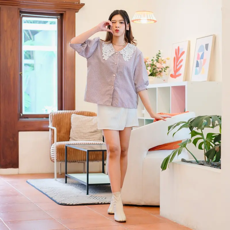 Yoenik Eunji Lace Collar Tops - Kemeja Vintage - Kemeja Renda Korean Style - Baju Wanita Casual 5