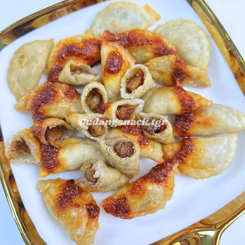 CIRENG MINI JANDO ISI 10PCS EXTRA CHILLI OIL BUMBU KALDU Food Frozen Pentol Aci Siomay 0