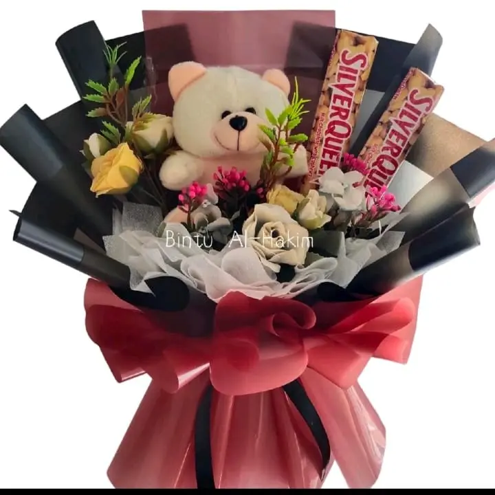 Buket Bunga Artificial Boneka & Cokelat Isi 1 dan 2 / Buket coklat /  Buket valentine / Buket Anniversary / Buket Ulang Tahun / Buket Wisuda / Buket  Chocolate dan Boneka Hadiah Pesta 5