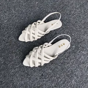 Sandal wanita sandal teplek model kekinian sol non slip