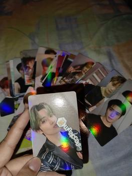 Product Review of Yarra Photocard Hologram Lomo Foto Card Newjeans Nct Bts Blackpink Boy Band Kpop Korea Isi 50 Pcs from ᅠ**ᅠ 0