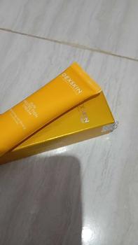 Product Review of DEXSKIN BY DERMA EXPRESS Suncreen protection Cream ( Aesthetic Clinic of the year in Asia Pacific) from m**i 1