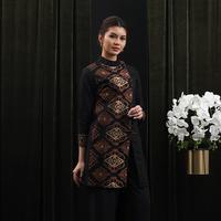 Gambar NONA RARA - Tunik Aria SuksmaT4392, Baju kerja batik blouse tunik wanita modern - S dari Nona Rara Batik Kota Administrasi Jakarta Timur 1 Tokopedia