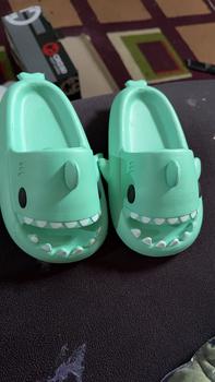Product Review of Starlight Sendal Selop Anak Model Baby Shark Sandal Anak Karakter Hiu Cowok Cewek Unisex Sandal Casual Sandal Cewek Elastic Empuk HSN602 from 🌈**g D**🌈 1