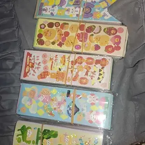 [DOTDING] ‌Stiker Kartun Shiny 200 Lembar Motif Unik - Set DIY Hias Buku Catatan & HP Cover Mahasiswa‌/Shiny Stickers Cartoon DIY Hand Account Adhesive Label for School Holiday Gift Supplies H300