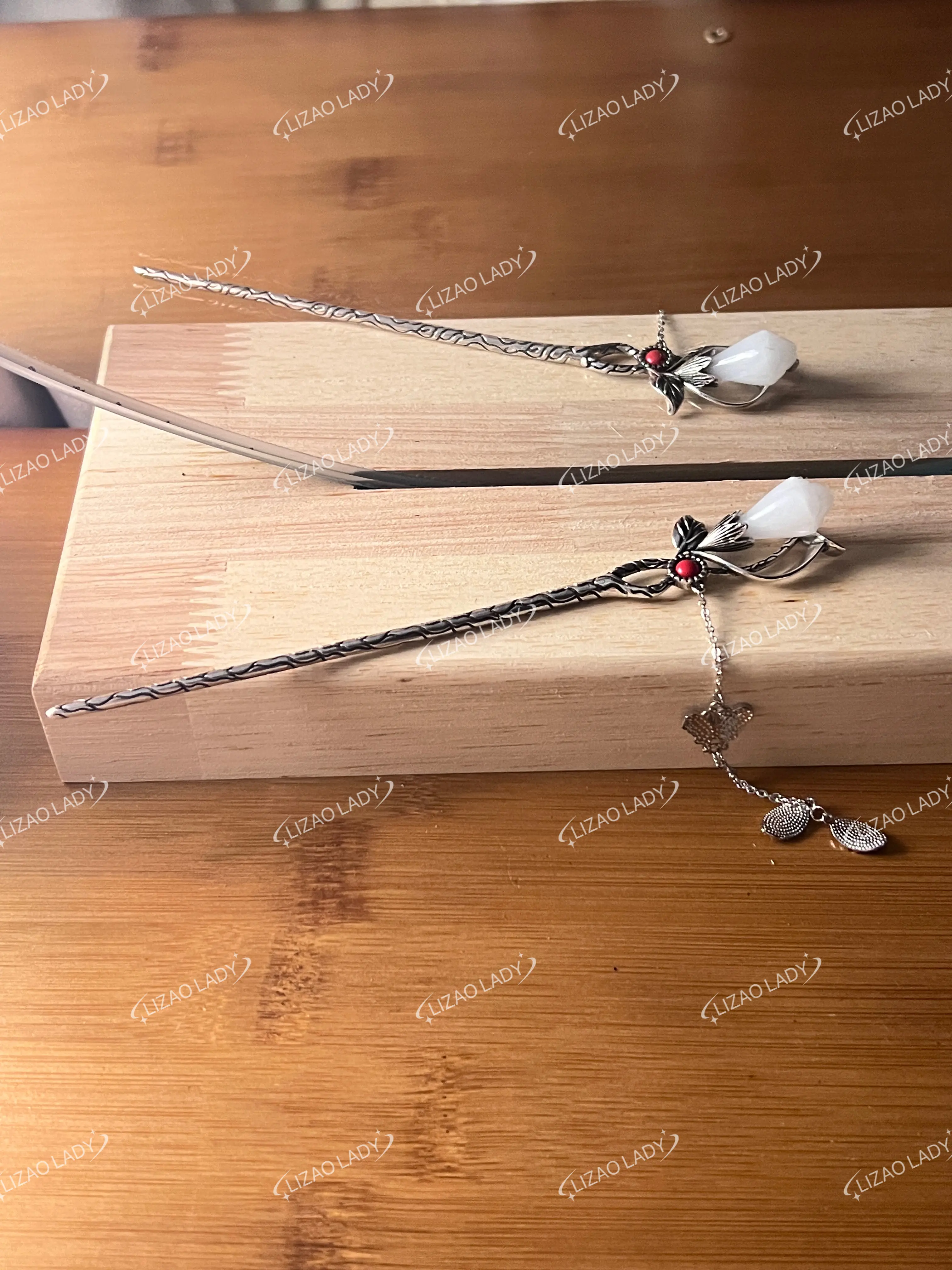 LIZAOLADY, Chinese aesthetics, Chinese traditional accessories，Magnolia nanhong hairpin(sliver)