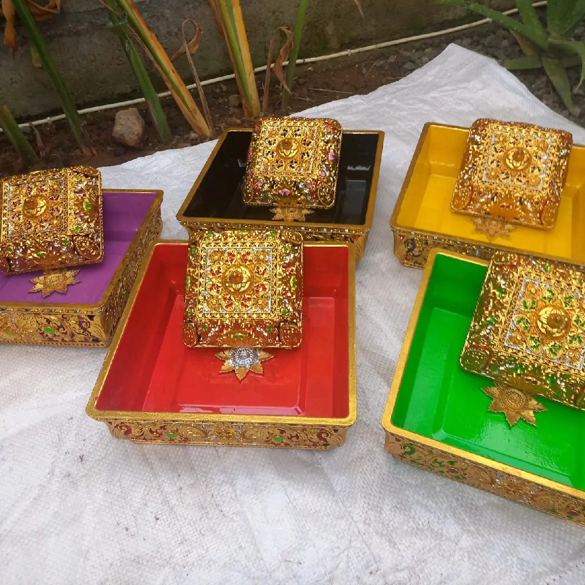 bokor kotak uk.28cm bahan melamin