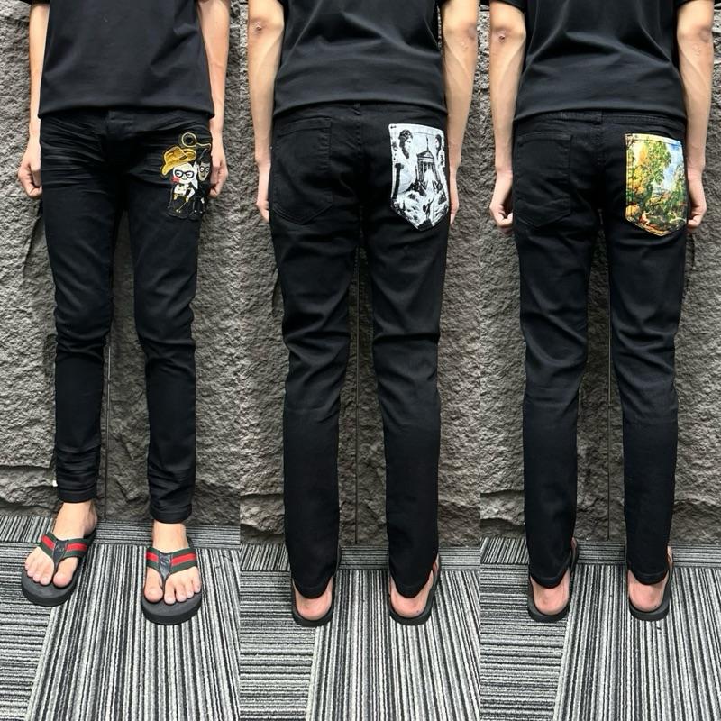Quần jean nam đen trơn dập nhăn túi hoạ tiết logo sắt new 2025 .Form dáng skinny ôm co dãn 4 chiều thoải mái .
