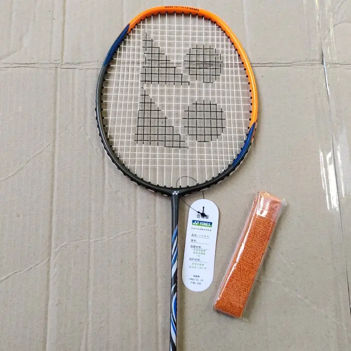 Raket badminton paket lengkap isi 2 RAKET 2 GRIP 1 TAS 1 SLOP KOK Raket bulutangkis 4