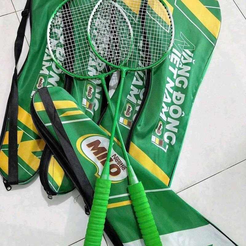 Vợt Cầu Lông MILO Bộ Gồm 2 Vợt Kèm Túi Đựng Như Ảnh