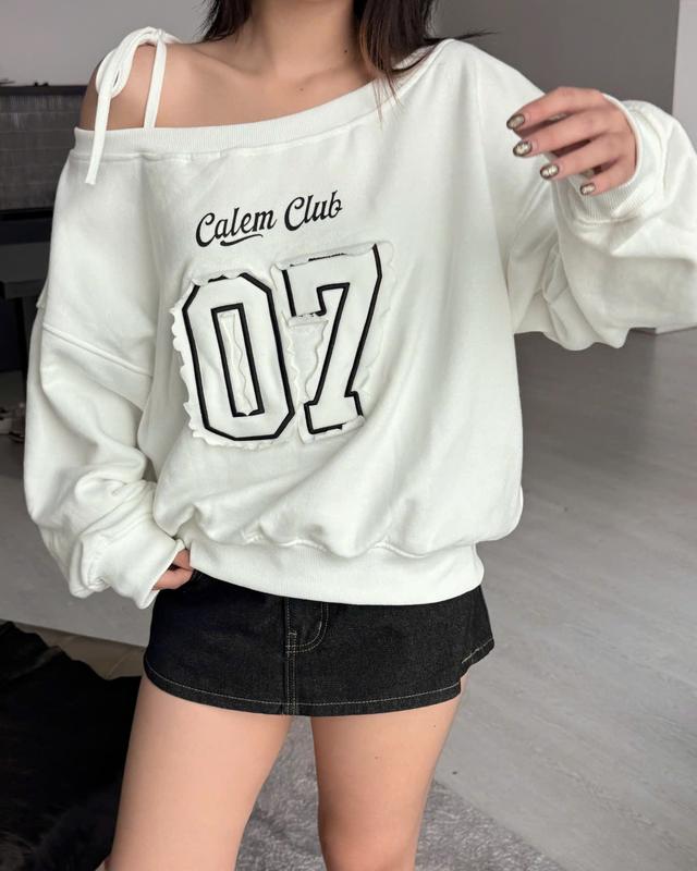 Calem.Club - Áo sweater lệch vai Calem 07 Shoulder Bow vải nỉ chân cua không xù lông áo sweater nữ form rộng áo trễ vai