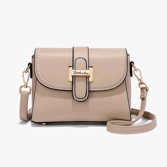 Tas Cantik Wanita dari Brand Terkenal 0