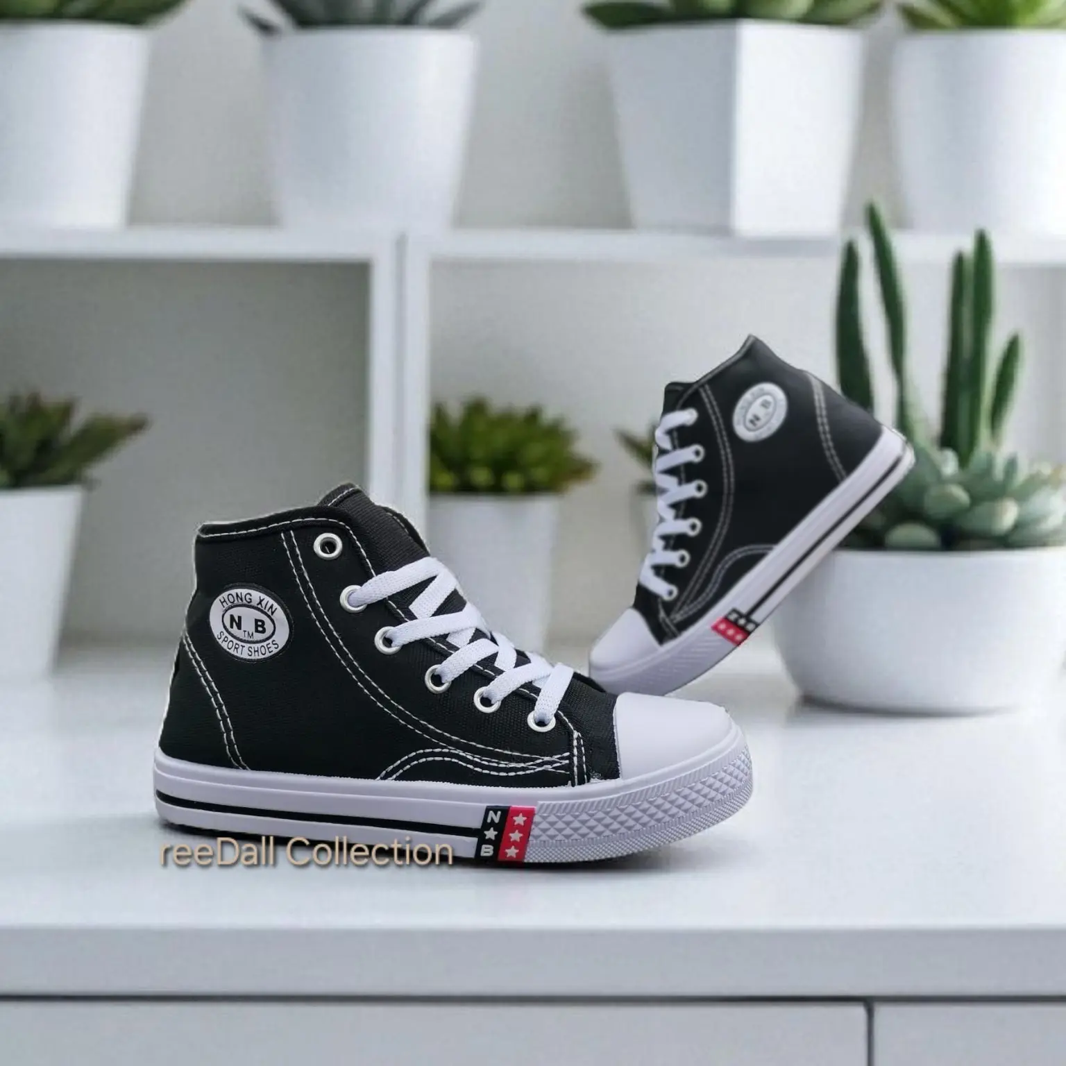 Sepatu Anak Laki-laki  & Perempuan Anti-Slip Sol Karet Nyaman Untuk Sekolah TK SD SMP SMA Upper Kanvas 12 oz Insole Tebal Empuk