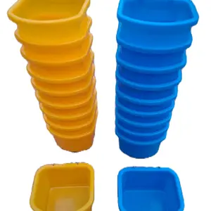 tempat makan dan minum untuk unggas