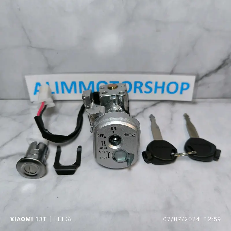 Kunci kontak Assy+sadel/kunci jok belakang Honda Vario 110 Vario karbu Accessories Foto motorcycle 2