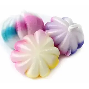 Spon Mandi Bulat / Bawang Rainbow – Lembut, Warna-warni, Bersihkan Tubuh Lebih Maksimal