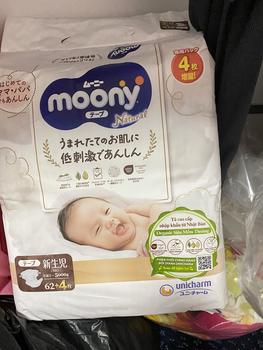 Product Review of Bỉm Moony Natural size NB63/S58/M46/L36/L38/XL32 cho bé from P**m H**6 0