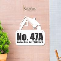 Gambar Kreasikayukuu Plakat Rumah Akrilik Ukuran 25x25cm | Sign Nomor Rumah Akrilik - Hitam-Tulisan Putih dari kreasikayukuu Kab. Boyolali 4 Tokopedia