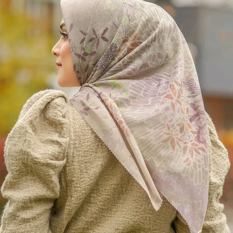 Ready stock !! buttonscraves  new  as is thun series in tea. bahan voal reguler Square   Segi Empat 1