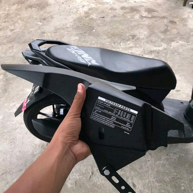Breket Bracket Dudukan Huger Hugger Airblade Knalpot Beat Deluxe FI eSP Scoopy Bracket Hugger Motorcycle Beat Scoopy Genio Bahan Plat Tebal Free Baut dan Mur 5