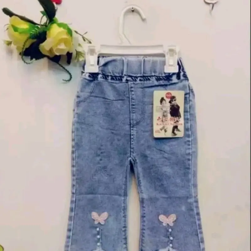 Dapat 2 Celana jeans lmport Anak Anak Untuk Umur 6-10 Dengan Motif Yang Cantik 4