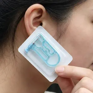 2 PCS Alat Aksesoris Pasang Anting Hiasan Telinga Bahan PVC & Stainless Ukuran 4,8 cm x 42 cm Mudah Digunakan dan Praktis