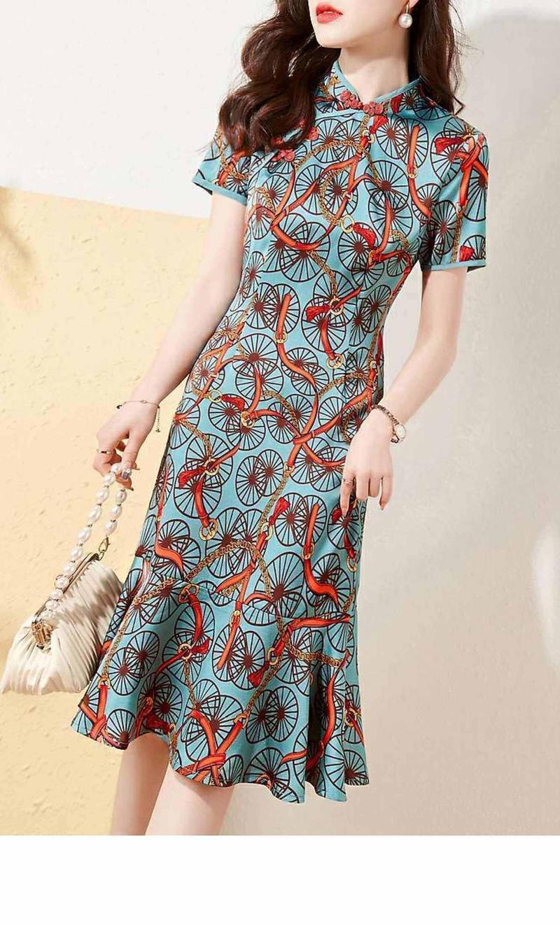 Product Introduction of Modern Cheongsam Dress 2024 Young Style Elegant Daily Style Cut-Bone Cheongsam Summer  New Style Chinese-style Vintage Slim Fit Improved Cheongsam Dress 7