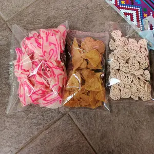 3 macam kerupuk mentah, Udang, singkong dan mawar tengiri